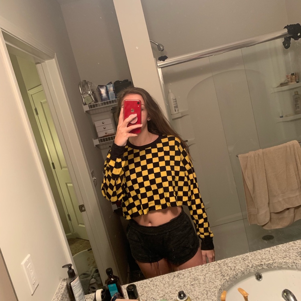 Crop top